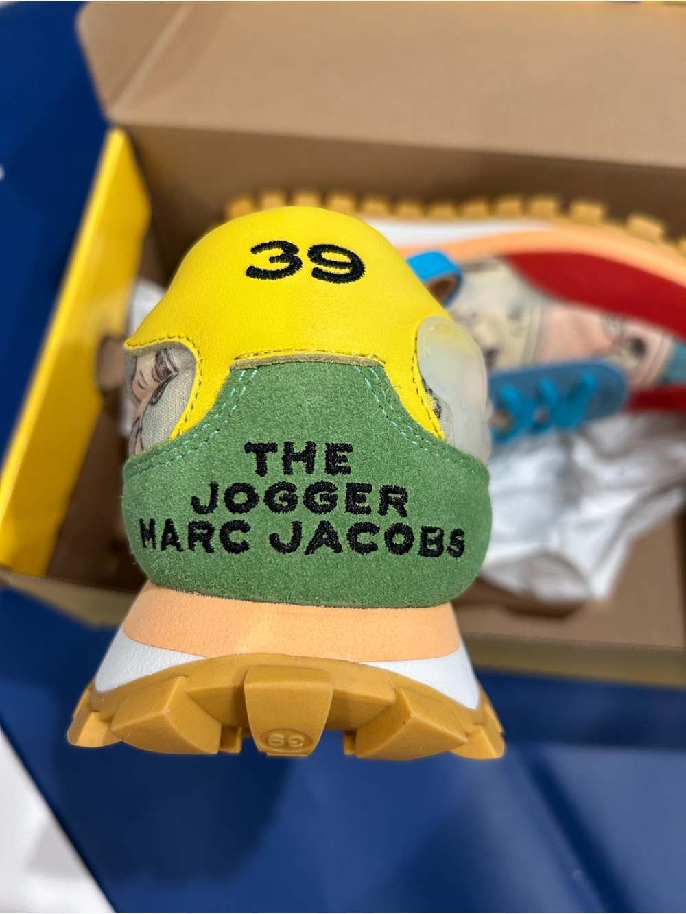 MARC JACOBS
X Peanuts The Jogger Low-top Sneakers In Orange - Picture 5 of 5